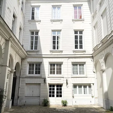 Le Crosne - Parking - Prestige - Calm Rouen