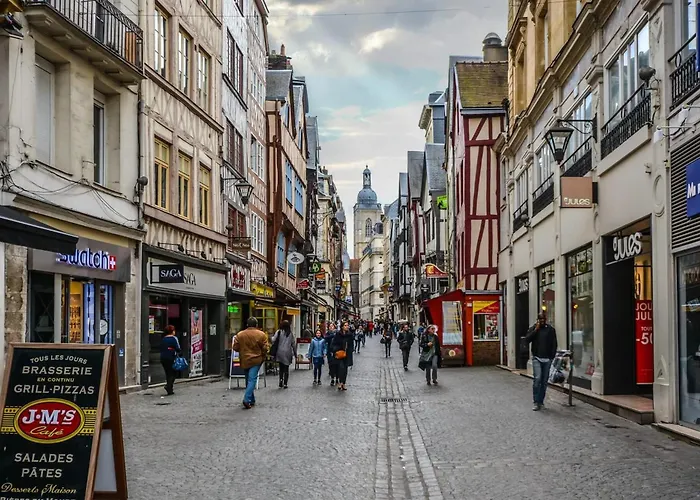 Le Crosne - Parking - Prestige - Calm *