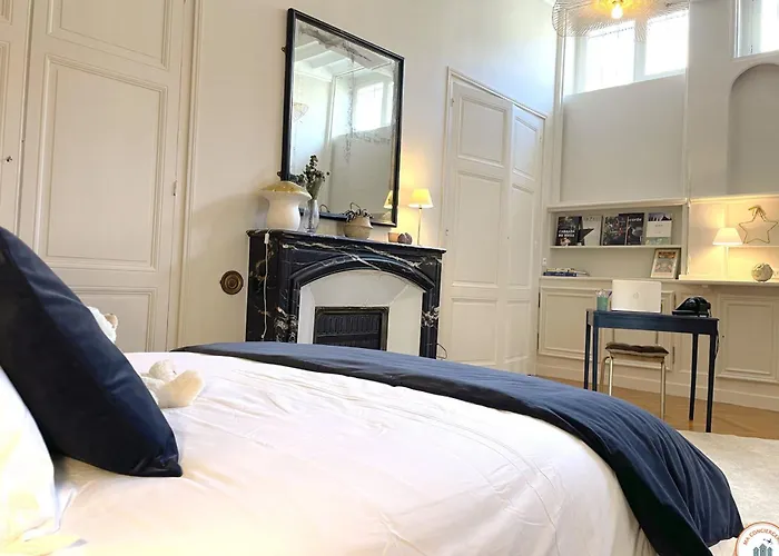 Le Crosne - Parking - Prestige - Calm *