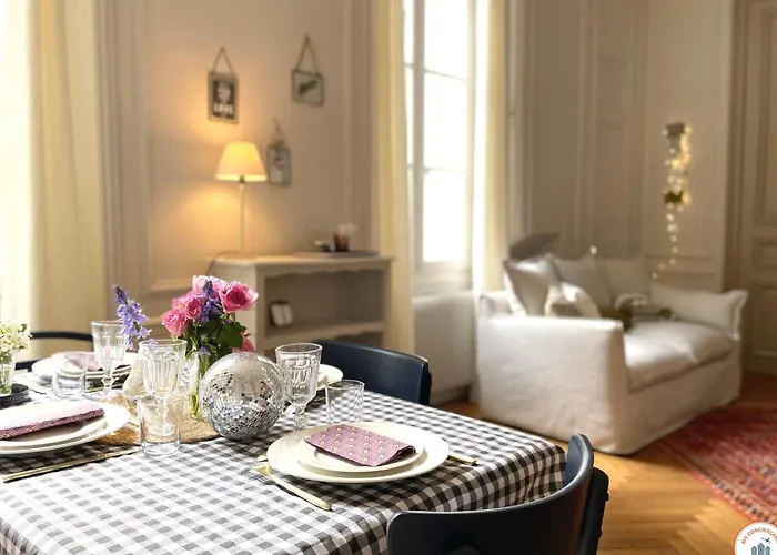 Le Crosne - Parking - Prestige - Calm *